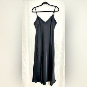 ✨JustFab Lace Trim Slip Dress in good/fair condition✨